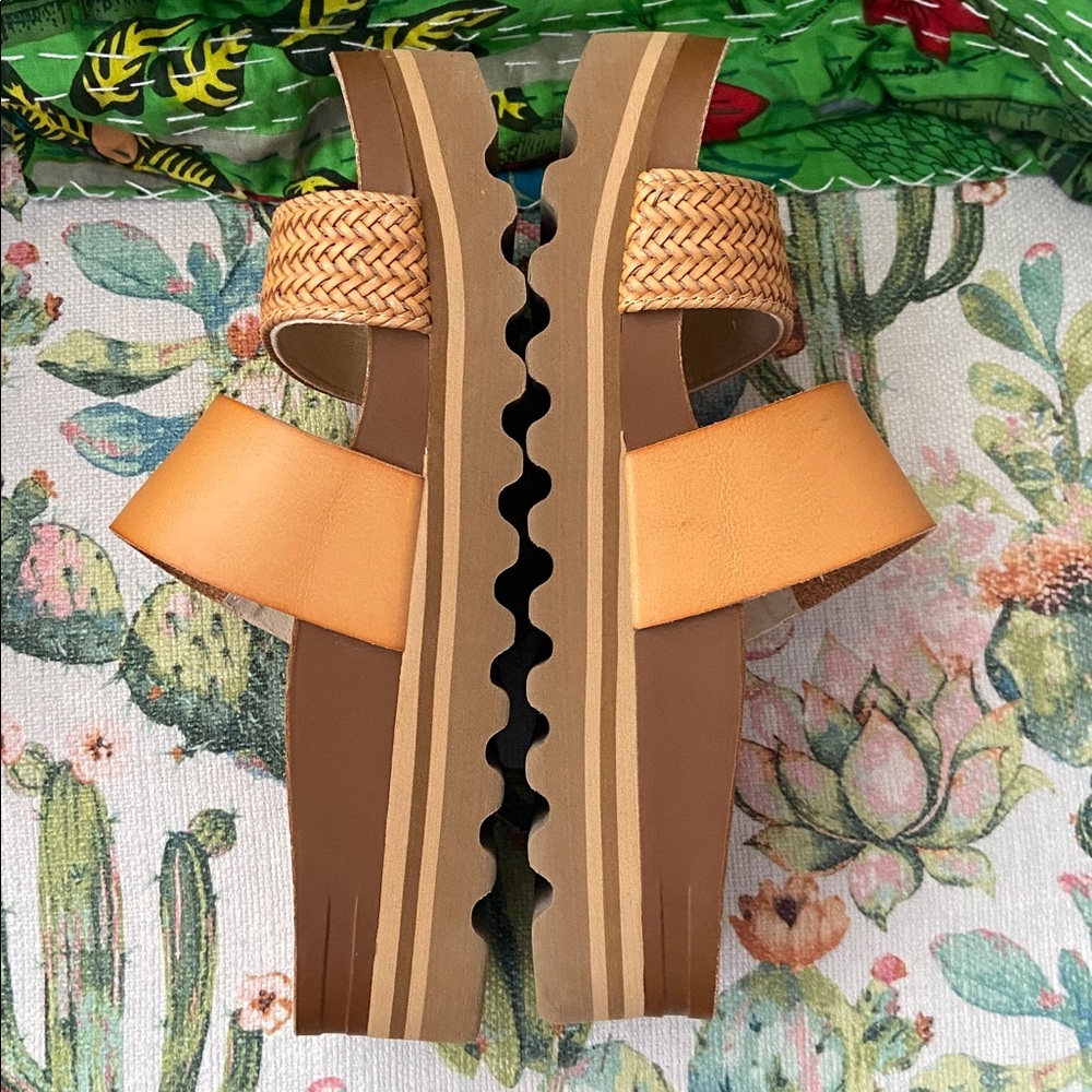 Reef Platform Slides Sandals 7 EUC - image 5